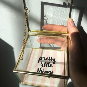 Jewelry holder